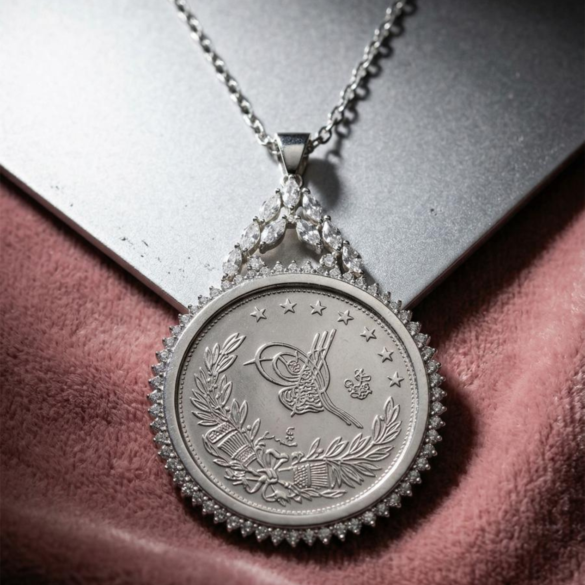 Mkhamas Necklace