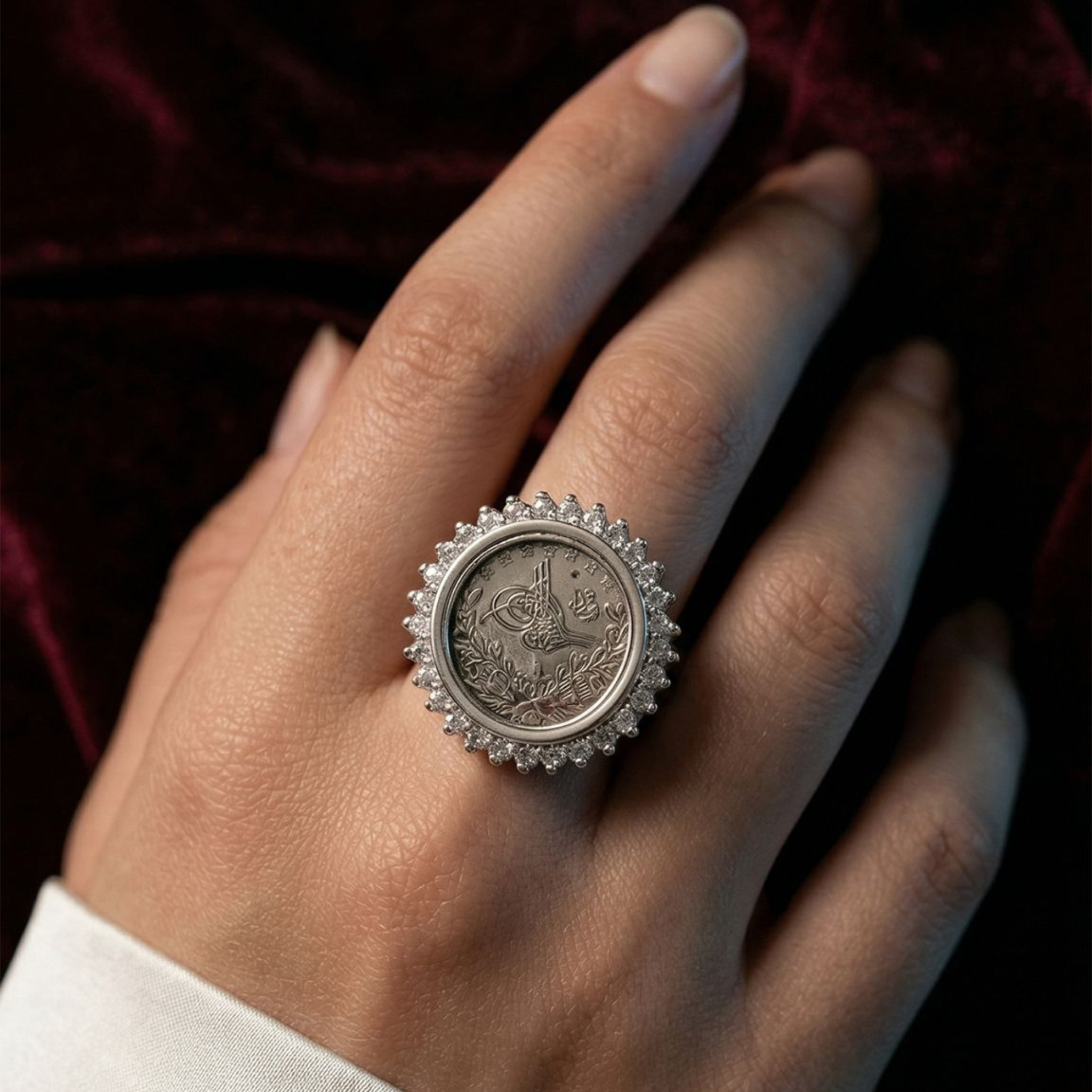 Lira Ring